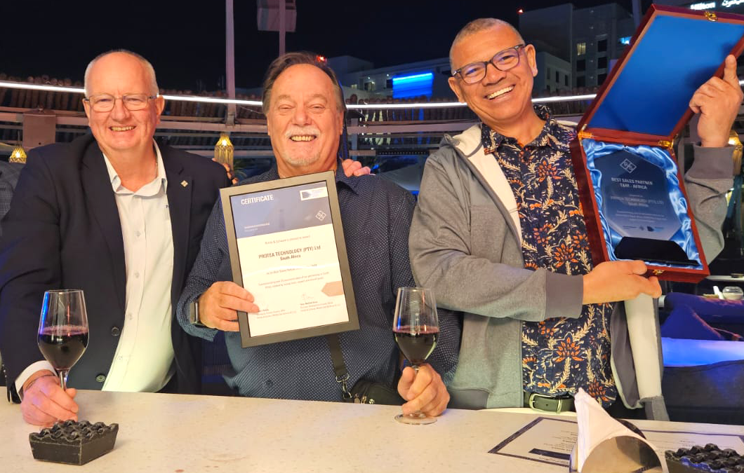 Rohde & Schwarz Award